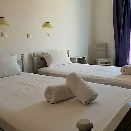 Captain's Rocks Hotel Páros